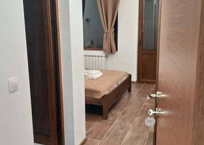 за гости куцеви Devín